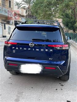 نیسان پاسفایندەر